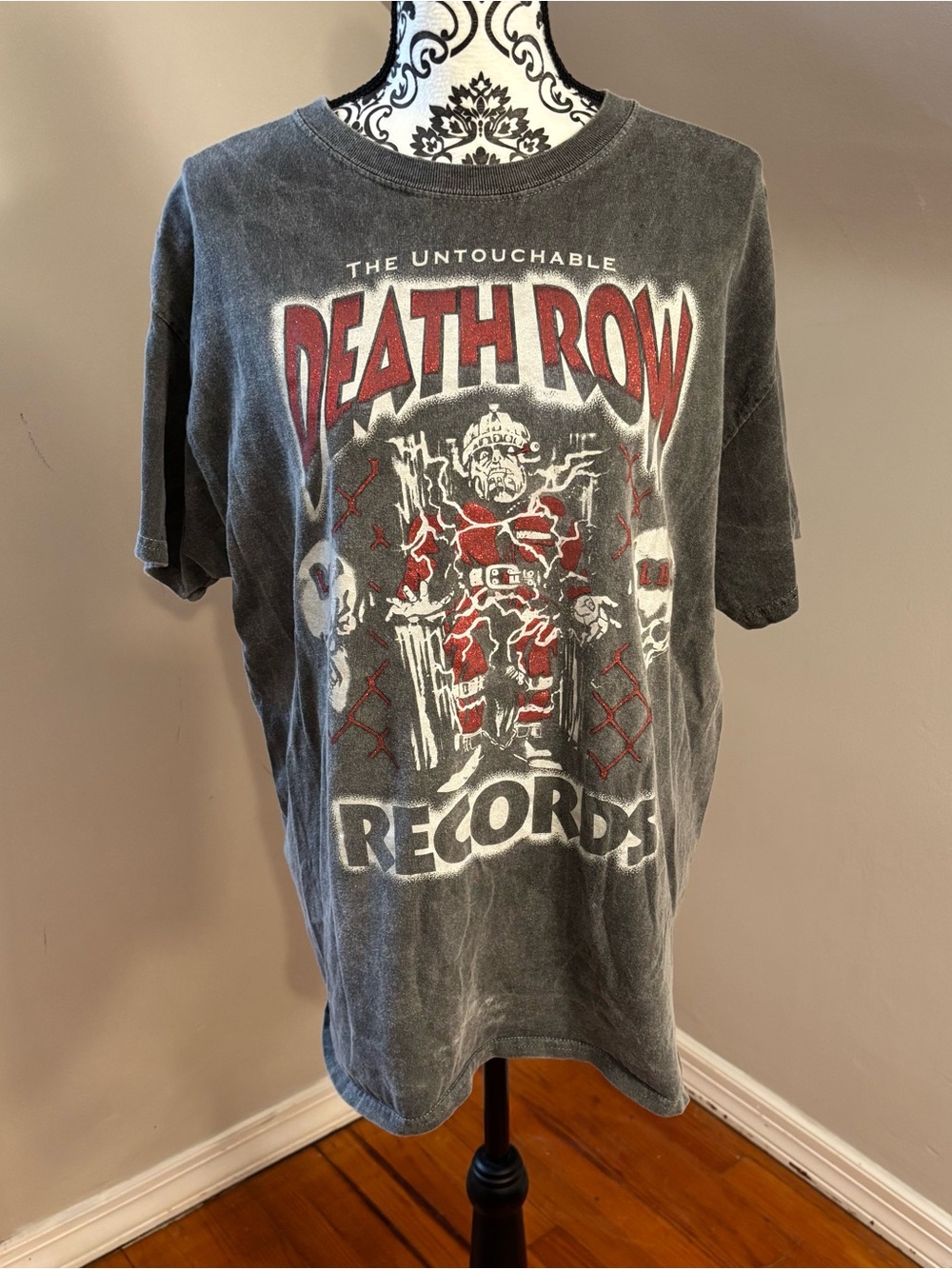 The Untouchable Death Row Records Glitter print Graphic T-Shirt Size L Rap music